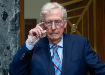 Ultimatum aus Kentucky: Gouverneur fordert Rücktritt von Senator McConnell
